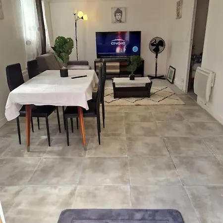Appartement En Residence Gagny Extérieur photo